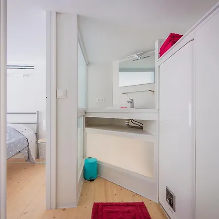 Musiciens Joli Duplex 2 Garage Privatif Et Terrasse *